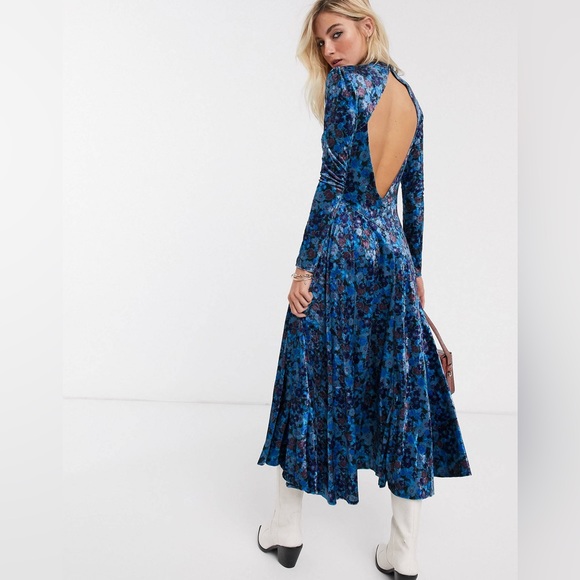 FREE PEOPLE Heartland Velvet Floral Printed
Long Maxy Dress Size small - Picture 6 of 16